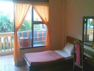 Pulau Bali Hotel Denpasar Redpartner Esterno foto